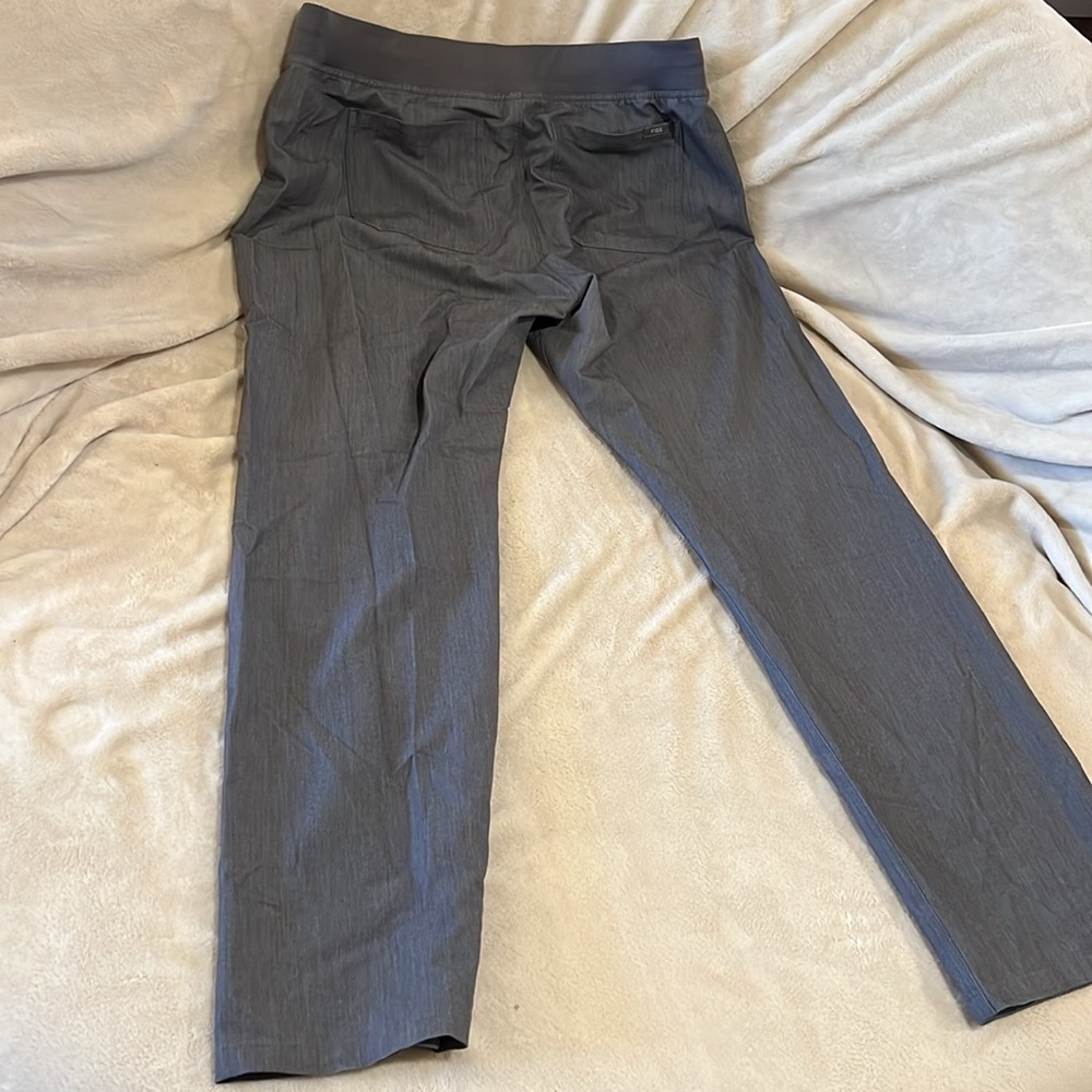 Figs Livingston Basic Graphite Scrub Pants - image 3